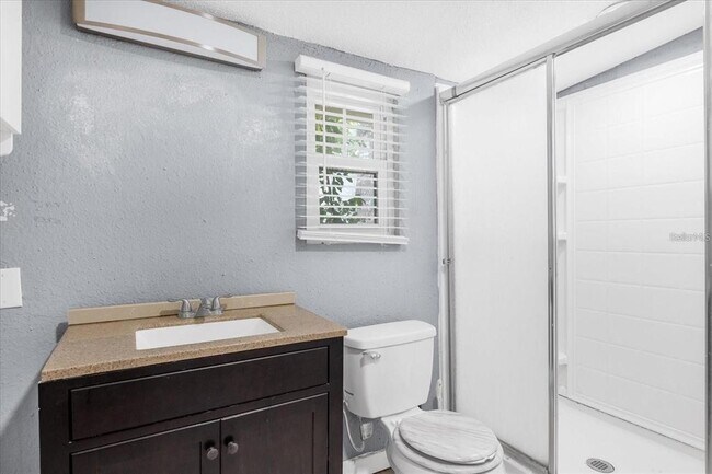 Building Photo - 1502 Daroca Dr