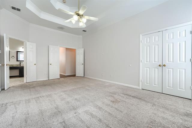 Building Photo - 119 Oakbend Dr