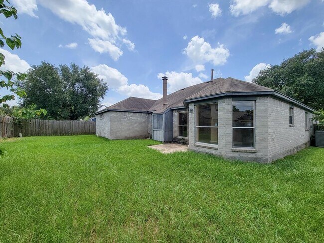 Building Photo - 22918 Pine Mist Ln