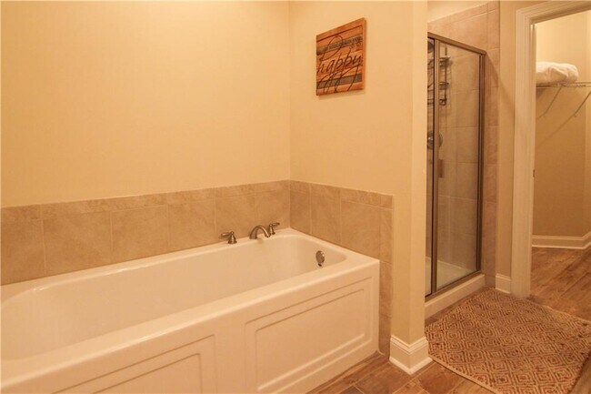 Building Photo - 1503 Mariners Cir