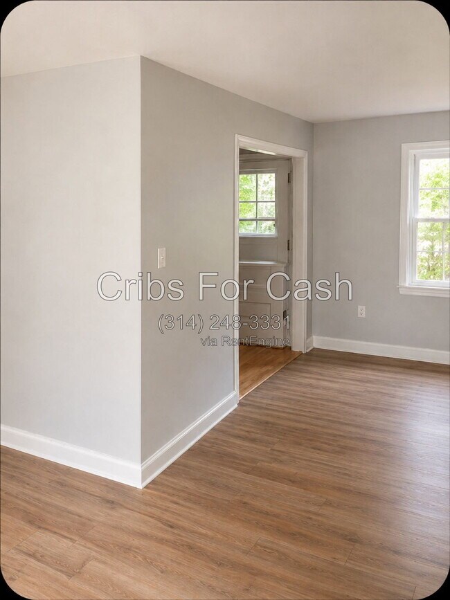 Building Photo - 152 Segura Ave