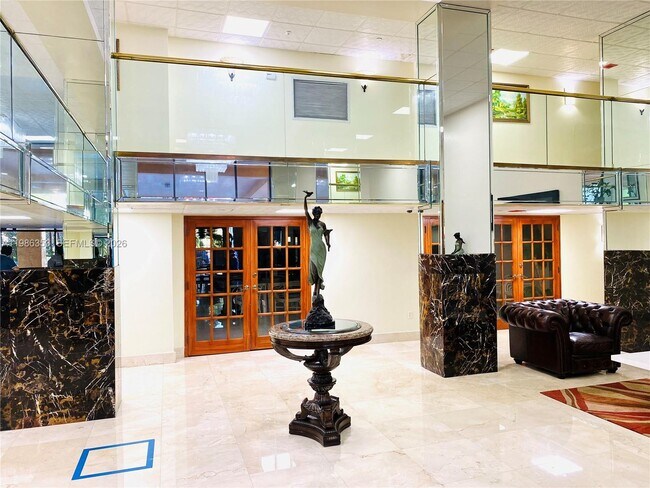 Building Photo - 210 174th St