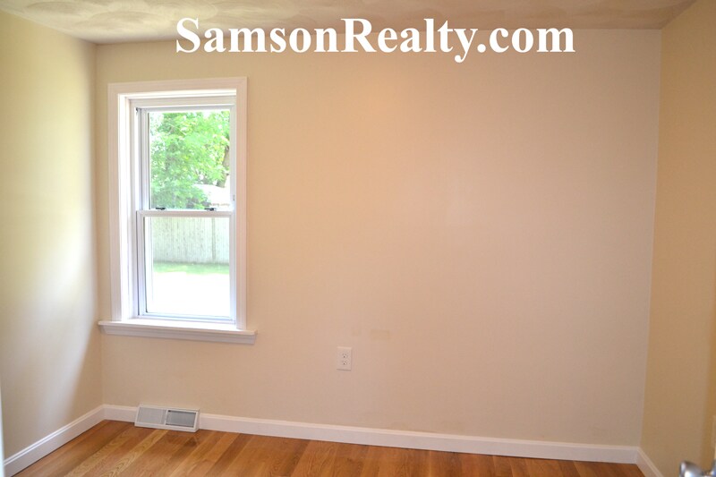 Building Photo - 84 Ryan Ave