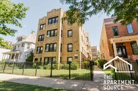Building Photo - 4859 N Paulina St
