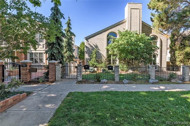 Building Photo - 541 Monroe St