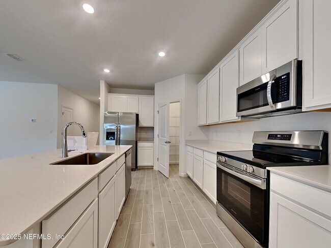 Building Photo - 9010 Latigo Ln