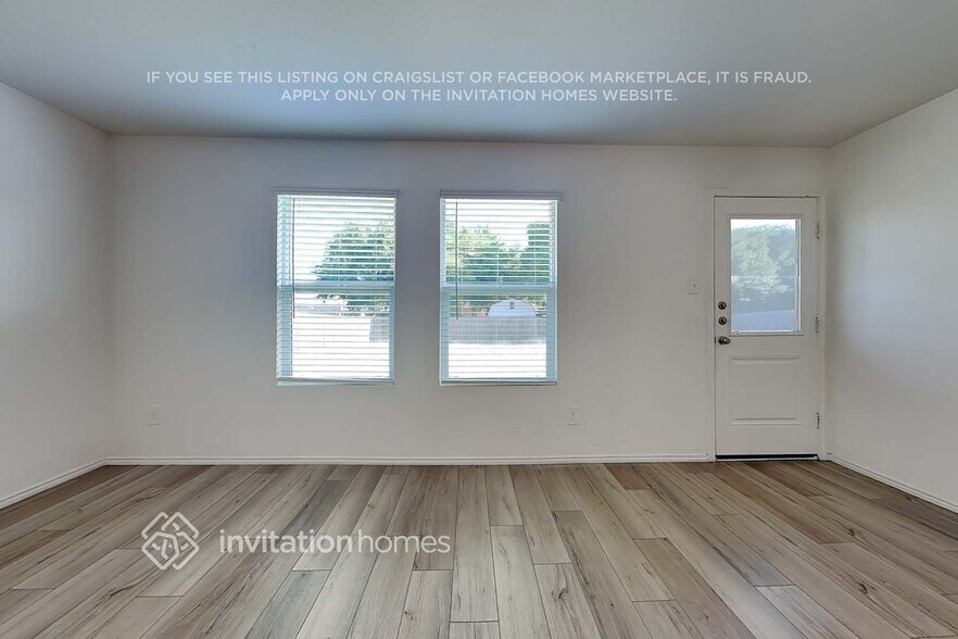 Building Photo - 10527 Sewell Cir