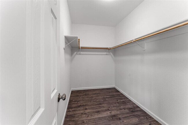 Building Photo - 5307 Groveton St