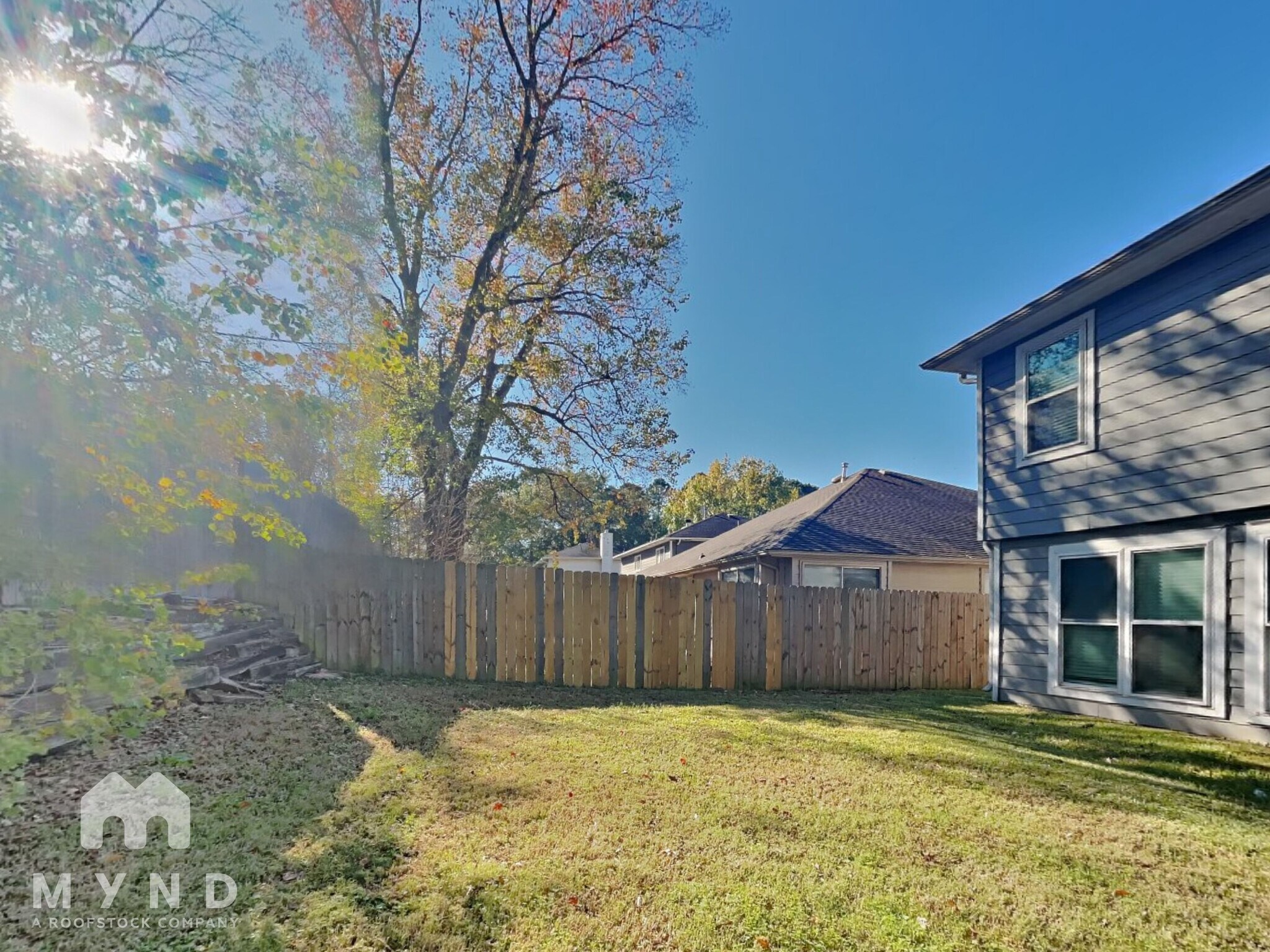 Building Photo - 275 Indian Falls S