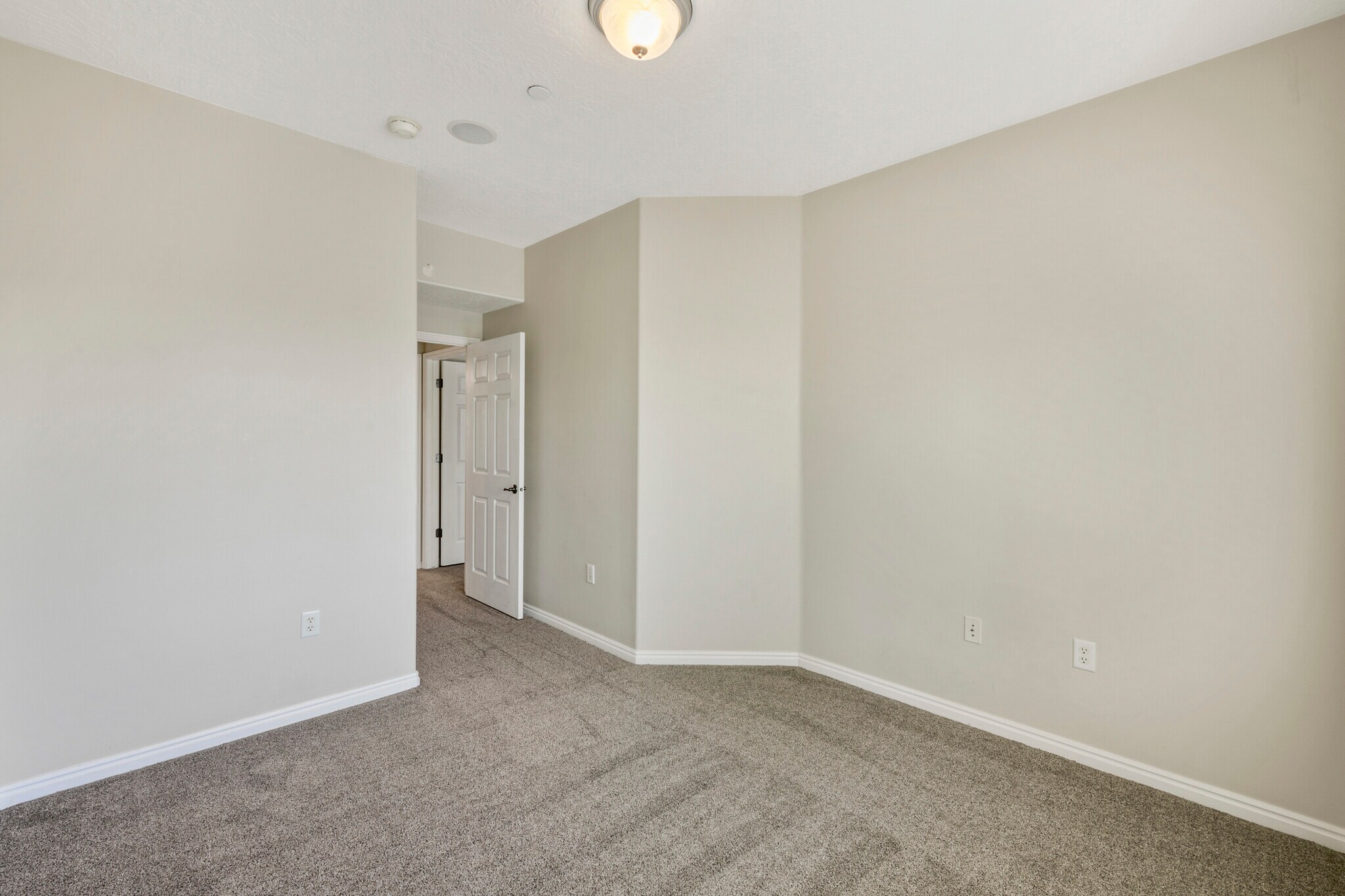 Building Photo - 1104 Meadow Fork Rd #9
