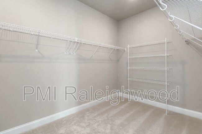 Building Photo - 1245 S Blount St