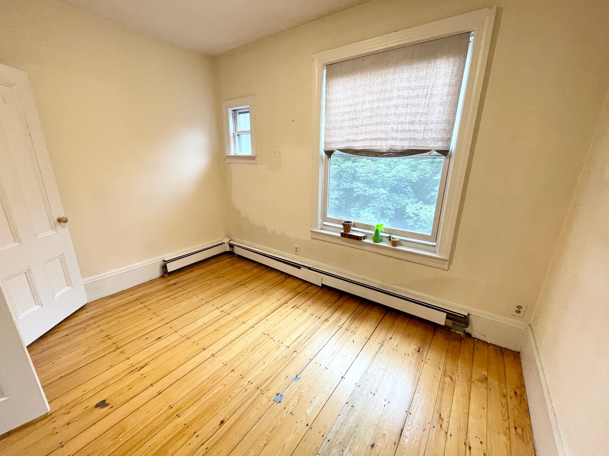 Building Photo - 32 Sussex St