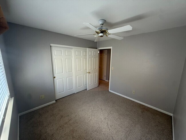Building Photo - 8420 Oak Flat Way