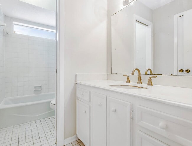 Building Photo - 6514 Winkleman Rd