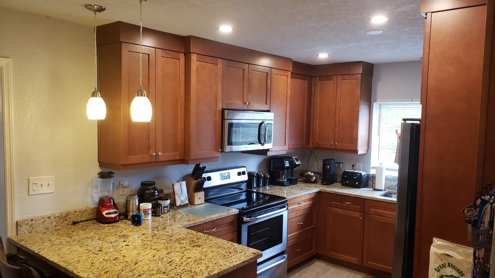 Kitchen - 3012 Rogan Rd