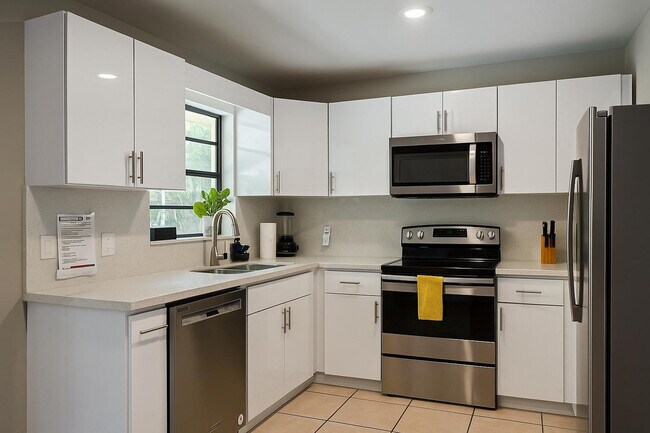 Building Photo - 3530 Chatelaine Blvd