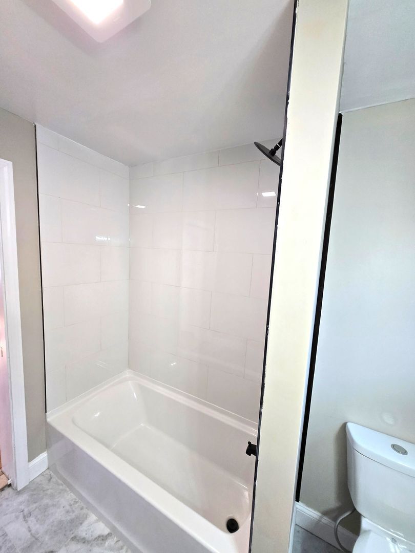 Building Photo - 848 Smith St