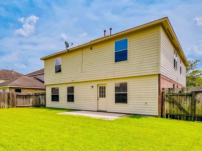 Building Photo - 24618 Cornell Park Ln