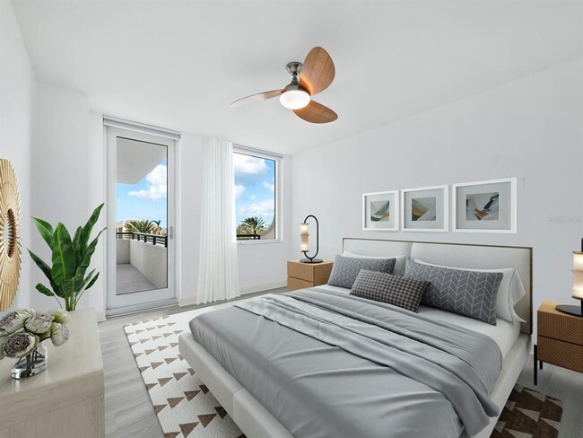 Building Photo - 800 N Tamiami Trl