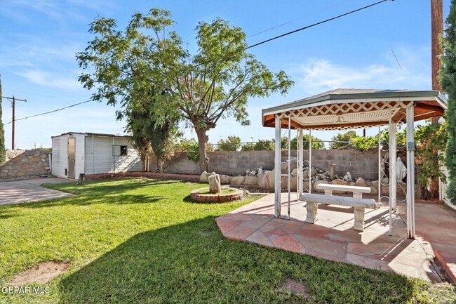 Building Photo - 390 Arvin Cir