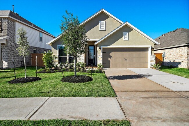 Building Photo - 4823 Shimmer Side Dr
