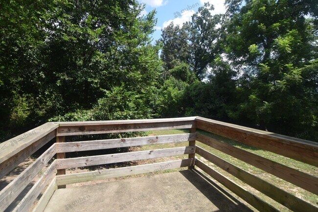 Building Photo - $1,200 - 2 bed/1 bath home for lease!, TOT...