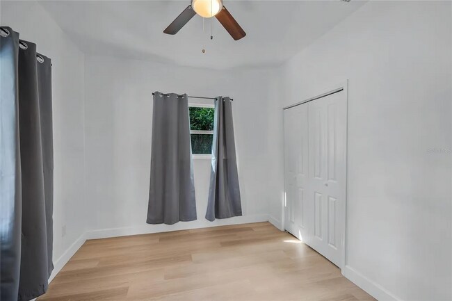 Building Photo - 1305 Fairview Ave