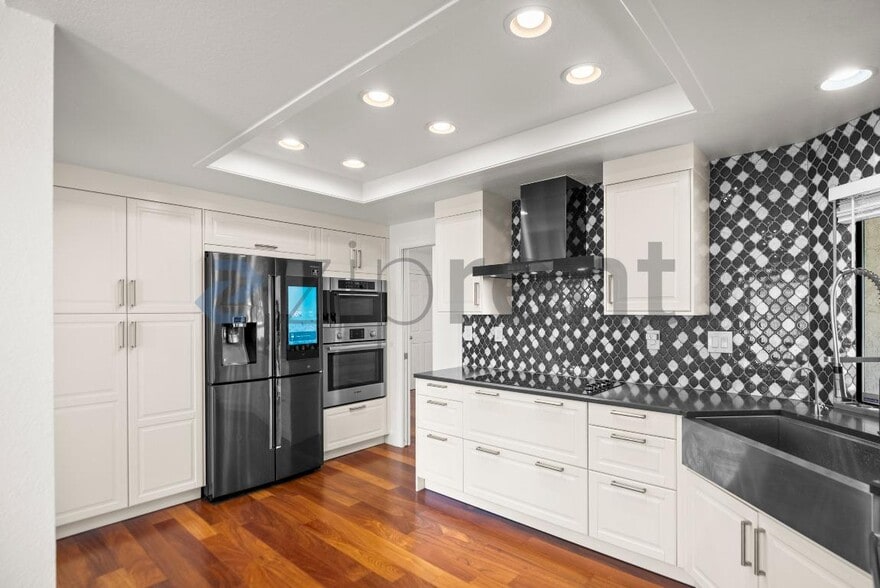 Building Photo - 1654 Sugarloaf Dr