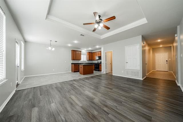 Building Photo - 103 Honeysuckle Ct.