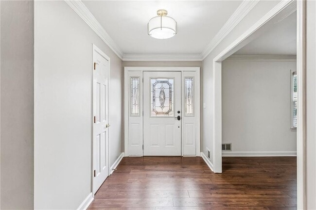 Building Photo - 1164 Fairfield Drive