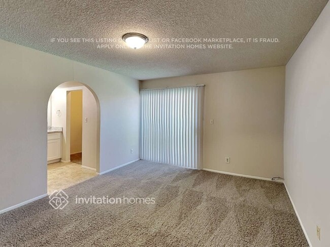Building Photo - 9838 N 48th Dr