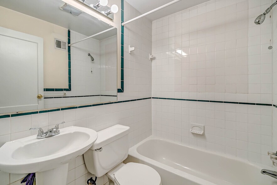 Building Photo - 4827 Indian Ln