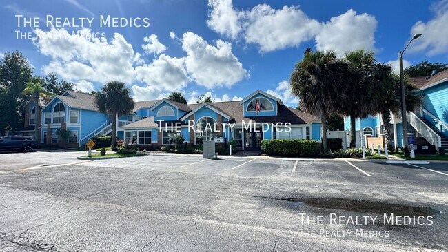 Building Photo - 2727 N Poinciana Blvd
