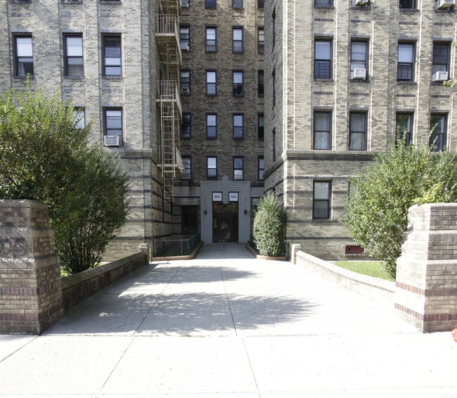 1648-1650 Ocean Pkwy - 1648-1650 Ocean Pky