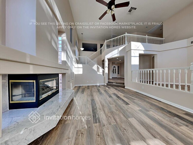Building Photo - 2405 Eagleridge Dr