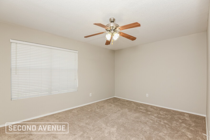 Building Photo - 6237 Hereford Dr