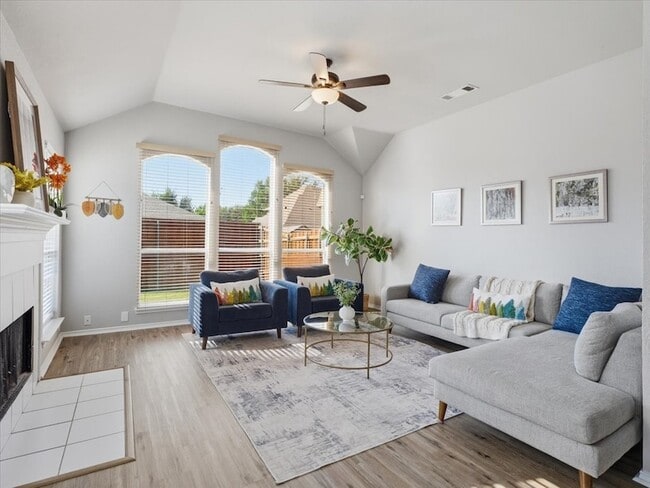 Building Photo - 1316 Pelham Ln