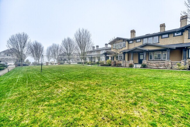 Building Photo - 2Bd/2.5Ba Issaquah Townhouse