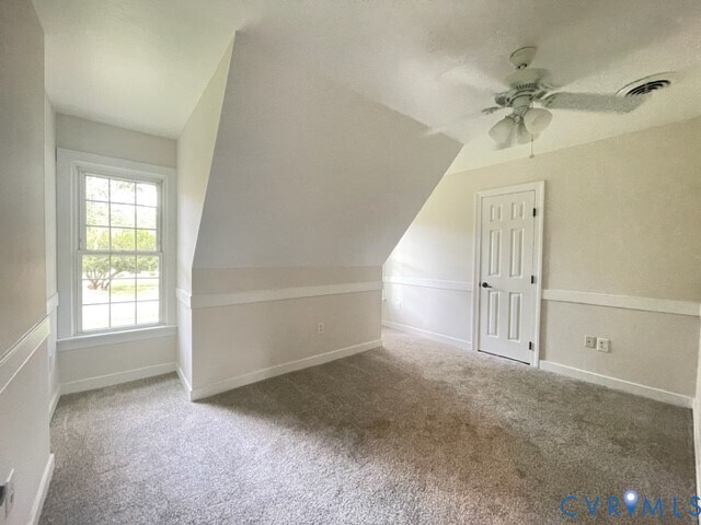 Building Photo - 9164 Avondale Dr