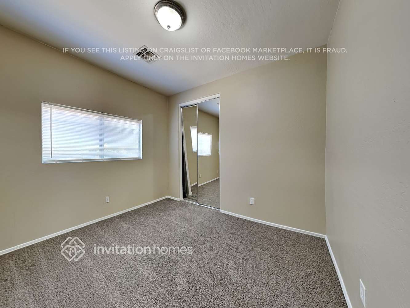 Building Photo - 5904 W Wood St