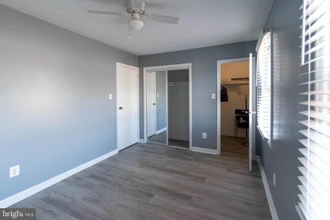 Building Photo - 5222 Magnolia Pl