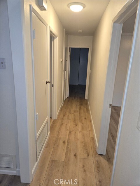 Building Photo - 6604 Dillman St