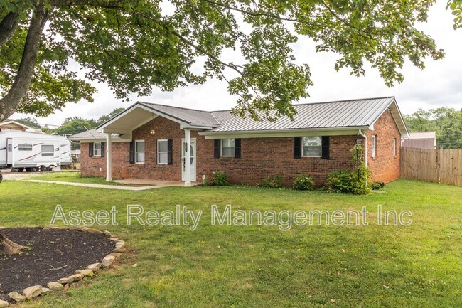 Building Photo - 2821 Vicksburg Ln