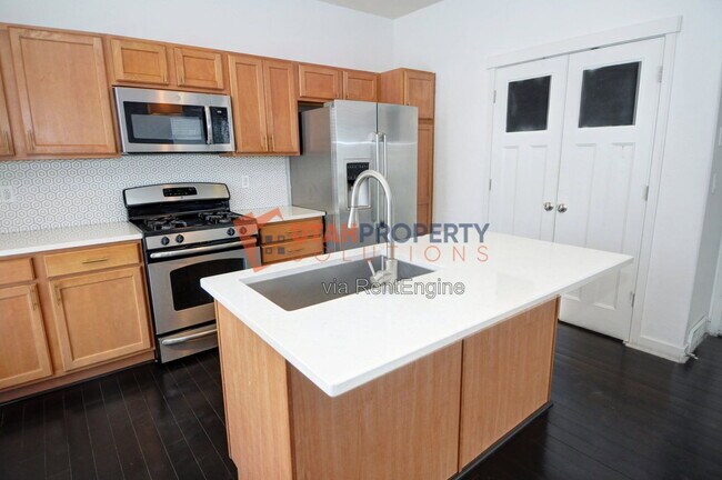 Building Photo - 5083 Digory Dr