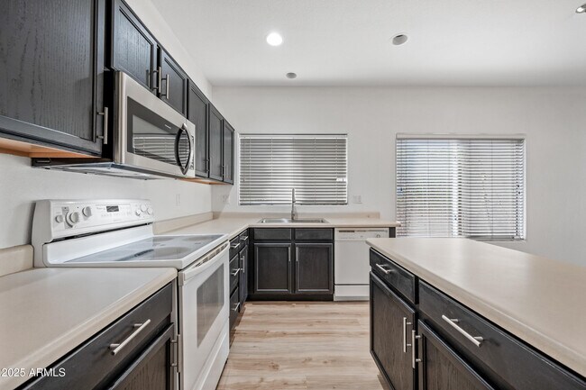 Building Photo - 3737 N 141st Dr