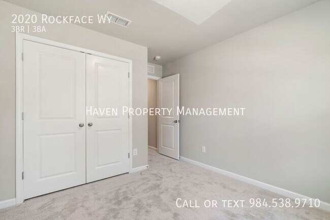 Building Photo - 2020 Rockface Wy