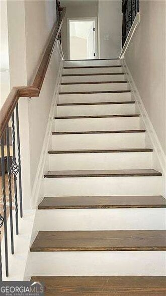 Building Photo - 4408 Black Hills Dr NW