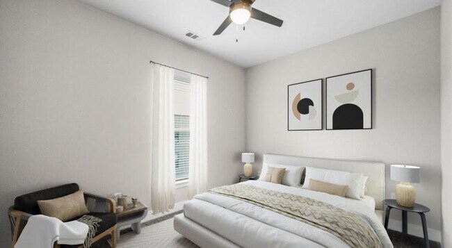 Building Photo - 105 Rogers St NE