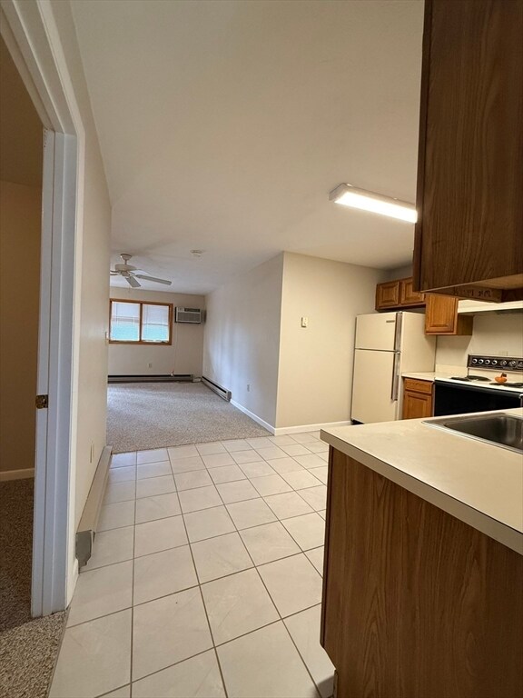 Building Photo - 19 Maple Ave