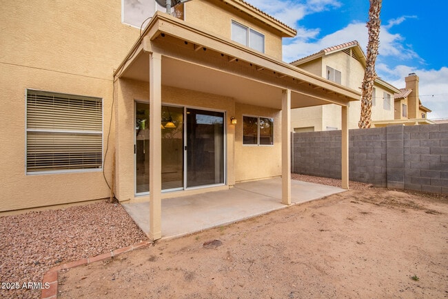 Building Photo - 100 N Bradley Dr